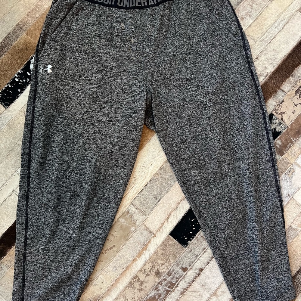 Women’s Under Armour Loose Heatgear Gray Joggers